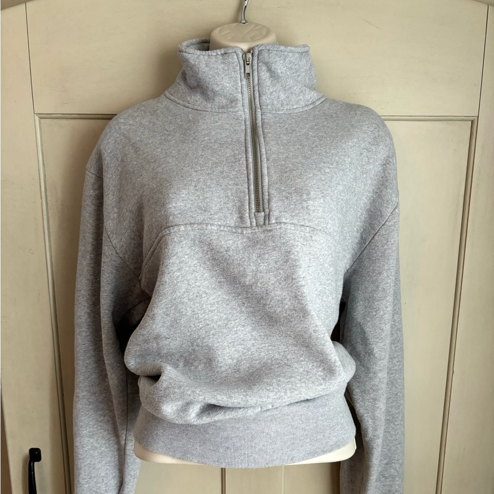 Brandy Melville Grey Quarter Zip  Sweatshirt S M - Picture 7 of 12